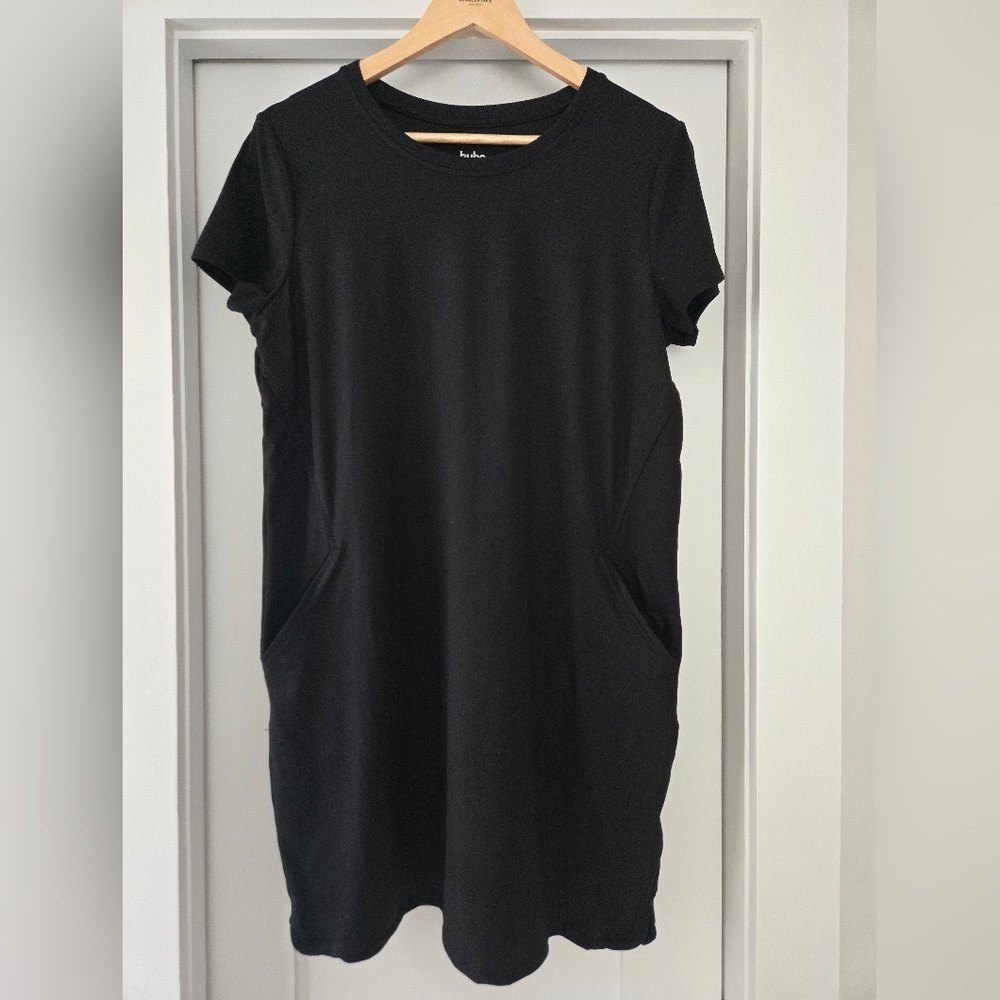 NWOT - Reitmans Hyba Black Midi Dress